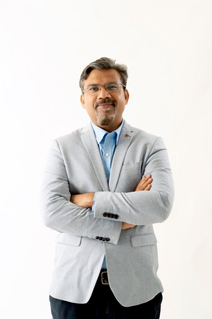 Dr. Hitesh Mangal, orthopaedic surgeon
